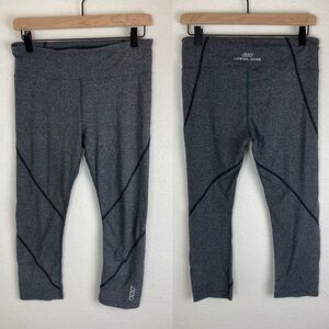 Lorna Jane Cropped Grey Legging M